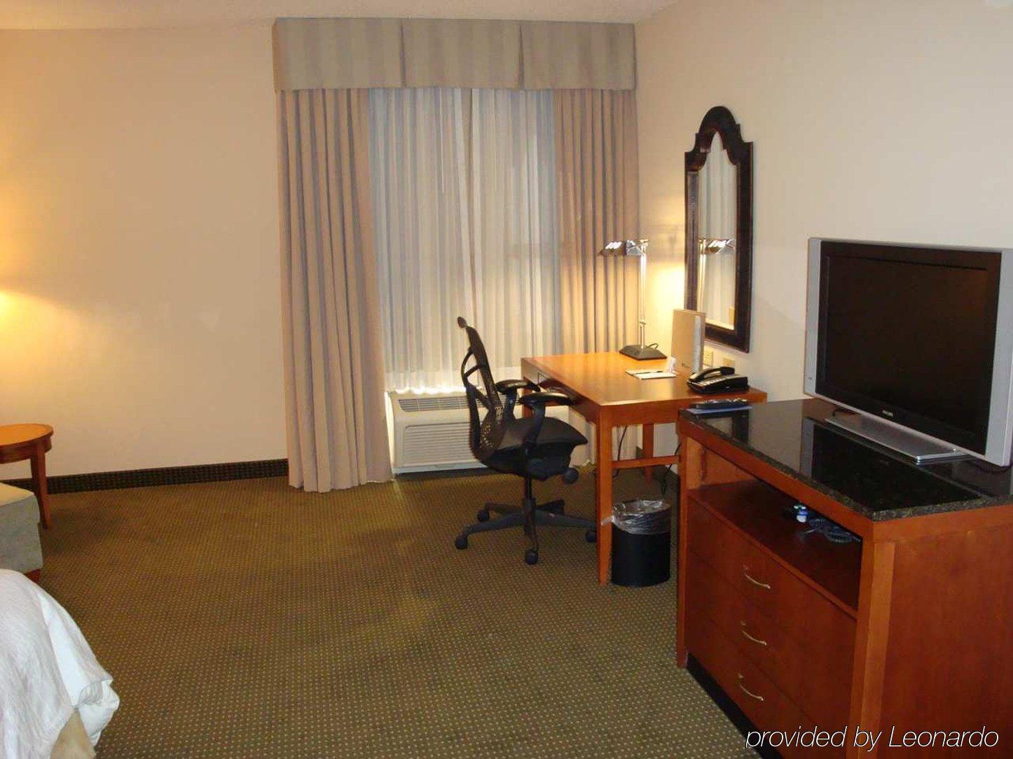 Hilton Garden Inn Tuscaloosa Bilik gambar